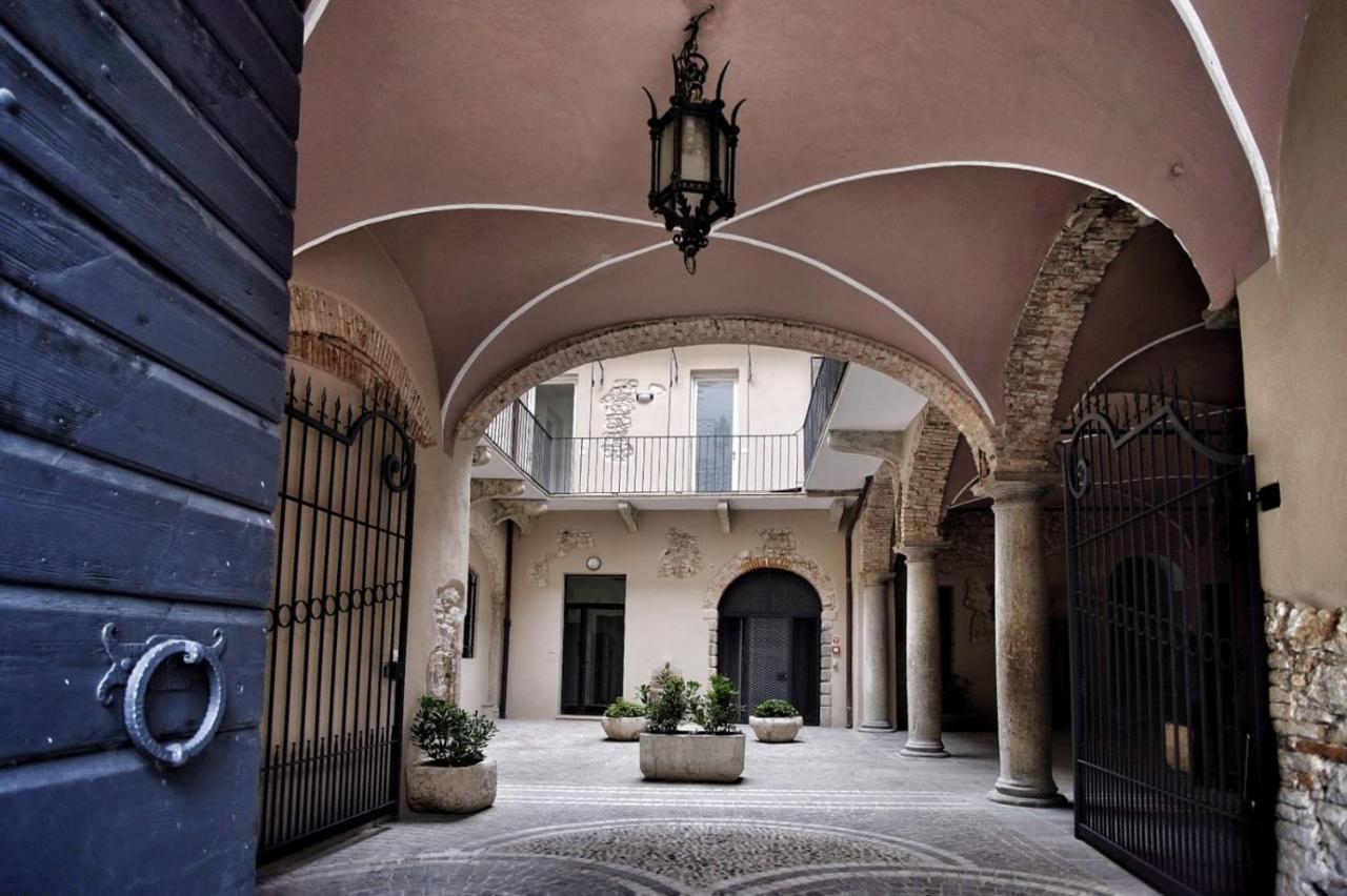 Corte Trento Desenzano del Garda Exterior photo